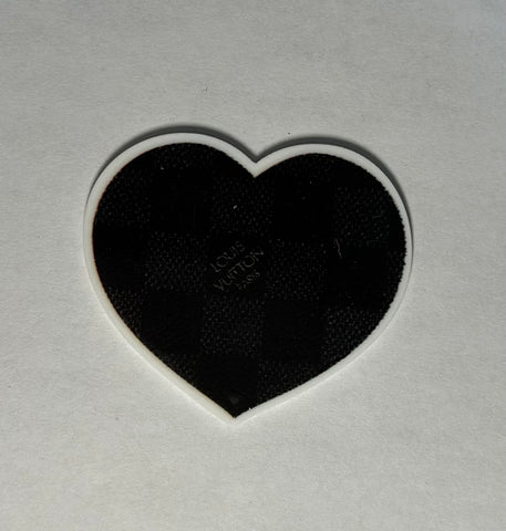 Black L-V heart